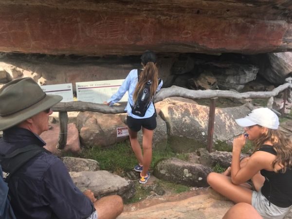 kakadu rock art tour